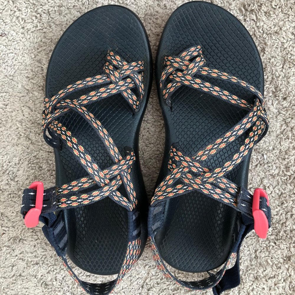 Chacos Size 7